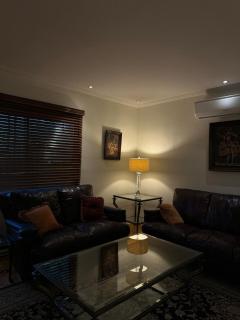 Charming Vintage Home Park View Family-Ready - Montréal - 7