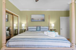 End Unit - Directly On The Gulf! Sleeps 6! Italian Luxury Furnishings! - 3