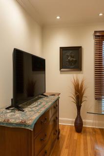 Charming Vintage Home Park View Family-Ready - Montréal - 4