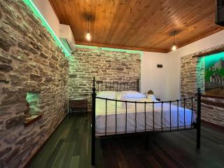 Guest House Bala - Gjirokastra - 9