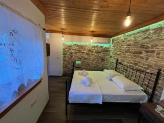 Guest House Bala - Gjirokastra - 1