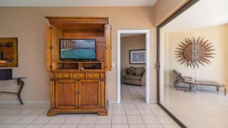 Barefoot @ Sea Retreat Stunning Oceanfront Condo - 5