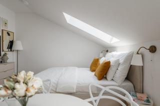 New!Rooftop Studio - Steps from Wenceslas Sq - Prag - 1
