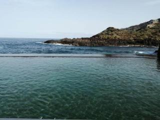 Cave House in Tenerife with Pool and Beach - La Orotava - 3