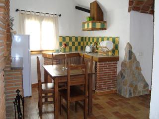 Cave house with private terrace on a small complex - Purullena - 1