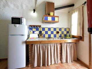 Cave house with private terrace on a small complex - 5