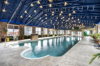 Hill's HideAway with a hot tub & great views - Bryant - 6