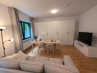 3 Rooms 3 Beds Apartment in Düsseldorf Center - Düsseldorf - 1