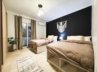 Spacious 3BR Comfort Steps from Gameat Al Dewal - Kairo - 9
