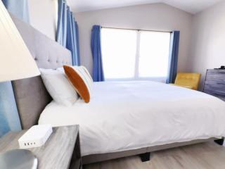 Newly Remodeled Pool House Near Summerlin and Red Rock - Las Vegas - 6