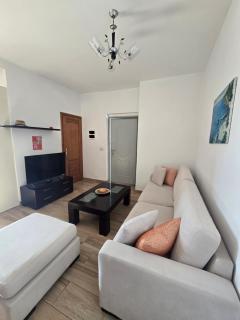 Hotel JO&Ri - Vlora - 0