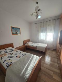Hotel JO&Ri - Vlora - 1