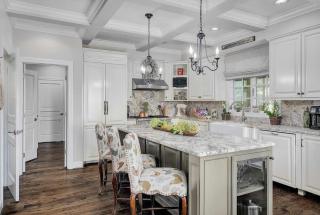 French Quarter - New Orleans Charm in the Mountain - 1