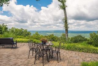 French Quarter - New Orleans Charm in the Mountain - 7