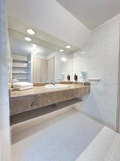 Elegant 1-Bedroom Duplex in Parque 93 - 2