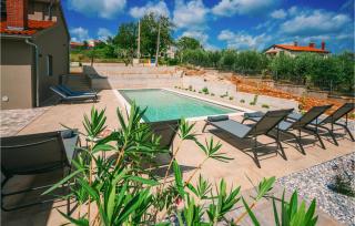 Lovely Home In Vizinada - 2