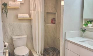 Waikiki Ocean City View 2 Bedroom 2 Bath - 2