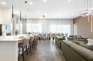 Themed Kids' Rooms, Pool & Game Loft Near Disney - 3