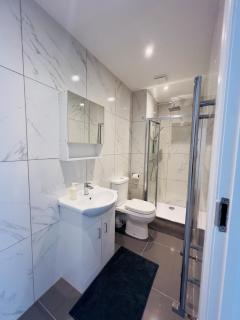 Studio flat in tooting, central london,non smoking - London - 3