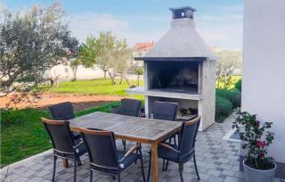 Lovely Apartment In Turanj - 5