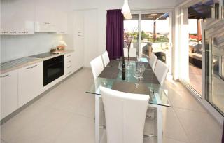 Lovely Apartment In Turanj - 6