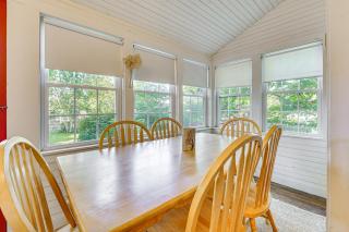 Charming Cottage with Patio, Walk to Boothbay Harbor - 2
