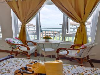 Spacious Studio unit with Balcony and Seaview - Punta Engaño - 9