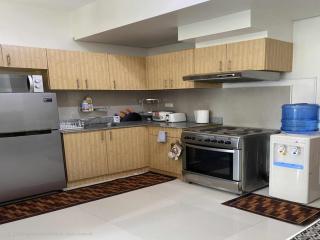 Spacious Studio unit with Balcony and Seaview - Punta Engaño - 4