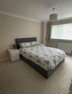 Spacious 3 Bedroom Home - Inshes - 7