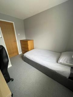 Spacious 3 Bedroom Home - Inshes - 5