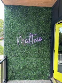 ModTrio 3BR with ensuites & Garage Mins to Uptown - 9
