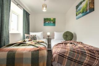 Beverley Central Quiet 3 bedroom Homey Private Parking Garden - 5