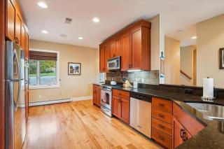 Covered Bridge Condo 29 - Stowe - 4