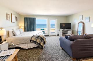 Oceanfront Studio King Bed Full Kitchen-Downtown - 8