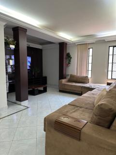 Casa perfeita com piscina - Uberaba - 0