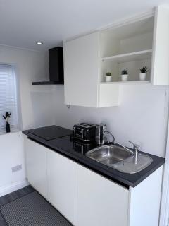 Stylish modern Guest house - Bedford - 5