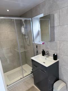 Stylish modern Guest house - Bedford - 3