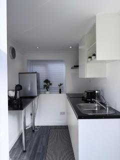 Stylish modern Guest house - Bedford - 2