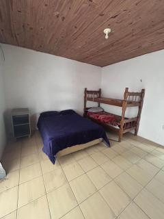 Casa simples e confortavel, próx ao centro de pelotas - Pelotas - 1