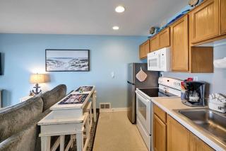 Oceanfront Studio - Sleeps 4 - Ground Floor - Pool and Hot Tub - 9