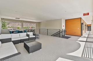 Modern Loft Getaway 25 Min to Zion, Walk to Food and Parks - 5