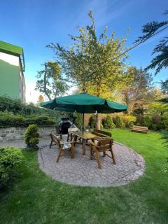 POKOJE i APARTAMENTY LIMONKA do plaży 900m STOCZNIOWCÓW 13 - Gdynia - 6
