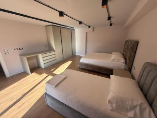 AMA'S Duplex 5, Central, Modern w Kitchen - Himarë - 5
