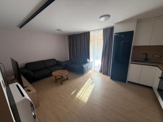 AMA'S Duplex 5, Central, Modern w Kitchen - Himarë - 3