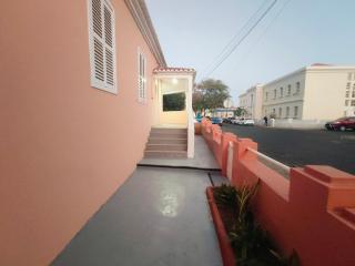 Vivenda Paraíso, Charming house on the Plateau - Praia - 2