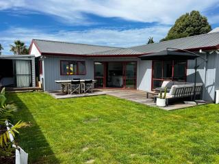 Cosy Beach Hideaway - Tauranga - 0
