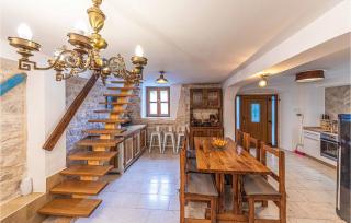 Gorgeous Home In Okrug Gornji - 5