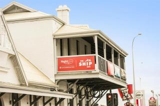 Nightcap at the Ship Inn - Busselton - 8