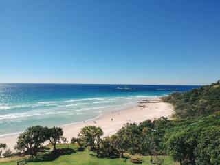Acutterbove - Stradbroke Escape - Point Lookout - 8