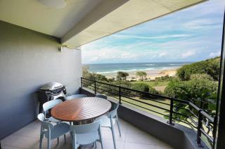 Acutterbove - Stradbroke Escape - Point Lookout - 5